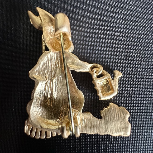 Gold Bunny with Watering Can Brooch - Picture 4 of 4